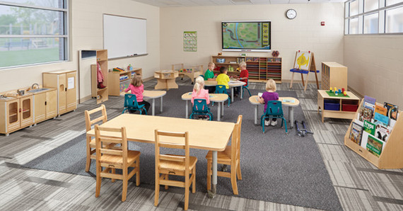 Primary Adjustable Easel in Classroom