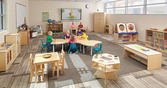 4 Station Art Center in Classroom